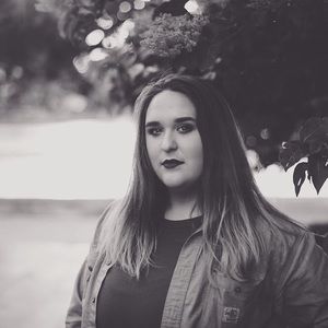 Meet your Posher, Becca